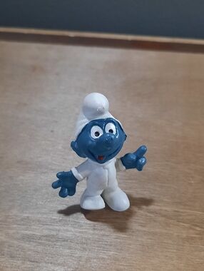 Vintage Smurfs Astronaut Smurf 1965 Peyo Schleich